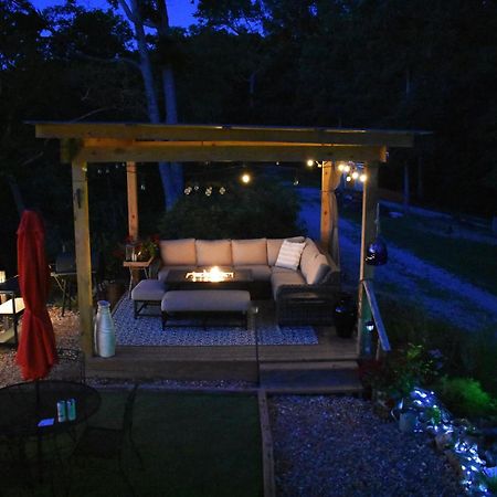 Отель Waterfront Luxury Glamping Dome Rogersville Экстерьер фото
