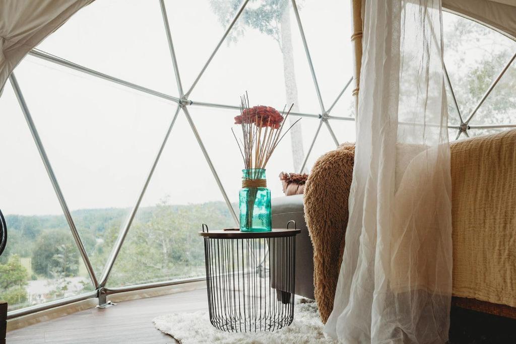 Отель Waterfront Luxury Glamping Dome Rogersville Экстерьер фото