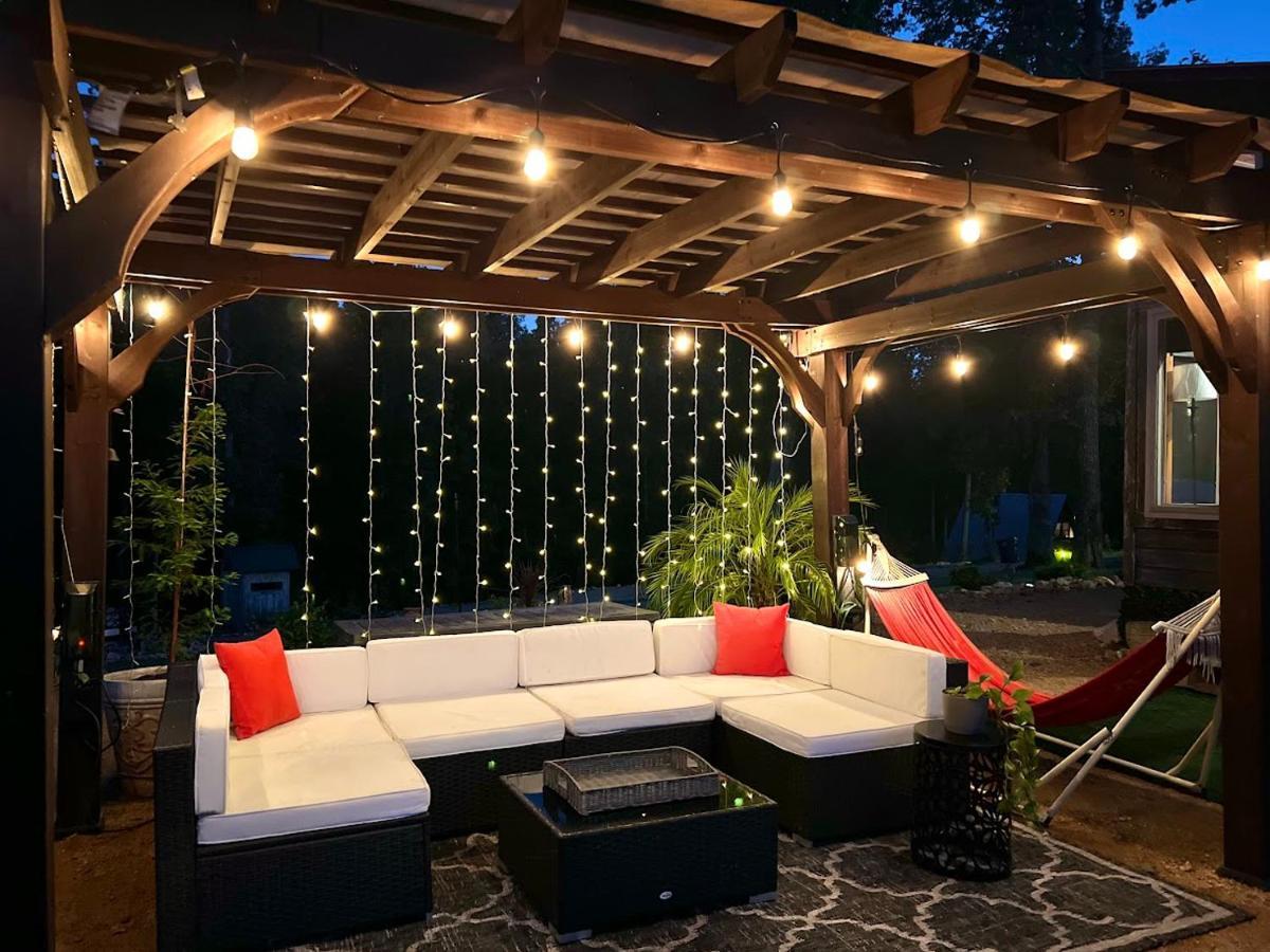 Отель Waterfront Luxury Glamping Dome Rogersville Экстерьер фото